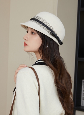 白色燕麦色鸭舌帽女短檐优雅蝴蝶结羊毛帽子女秋冬复古马术帽潮流