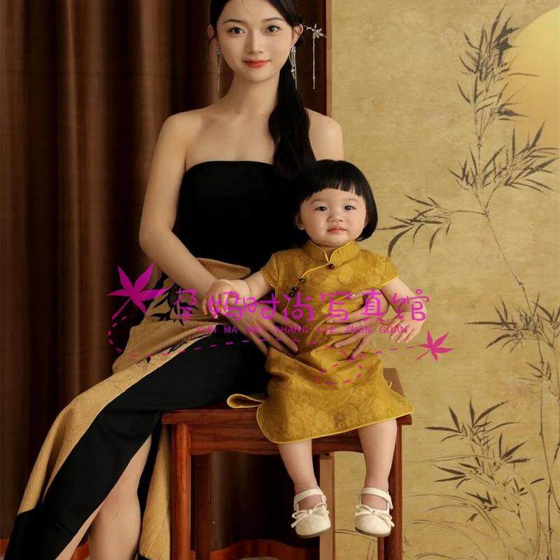 影楼新款国风亲子装新中式温馨复古母女款亲子写真艺术照摄影服装