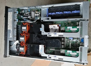 IBM X3650 服务器 7945PCB XEON X5680 * 2 8GBRAM*12 146GB*4
