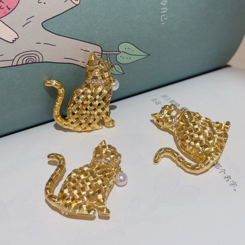 甄奢中古编织小猫天然珍珠胸针