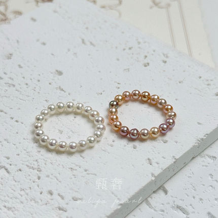 甄奢《指尖萤火》3-3.5mm baby 极光淡水akoya珍珠软戒指弹力手圈