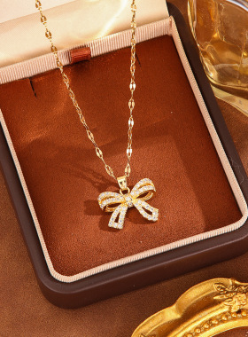 轻奢小众蝴蝶结钛钢项链女不掉色时尚百搭气质锆石吊坠配饰品