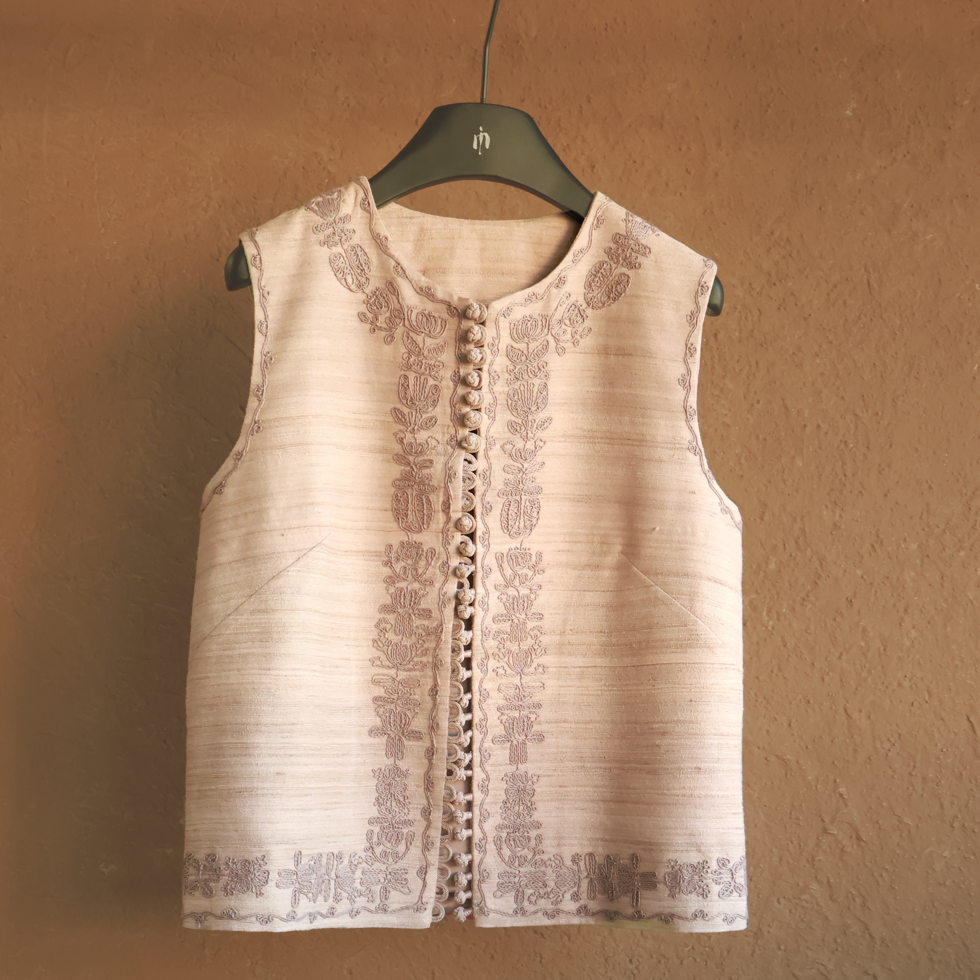 IMMUNO壹糯 质感美学 新中式国风高质感背心榨蚕丝定位刺绣马甲