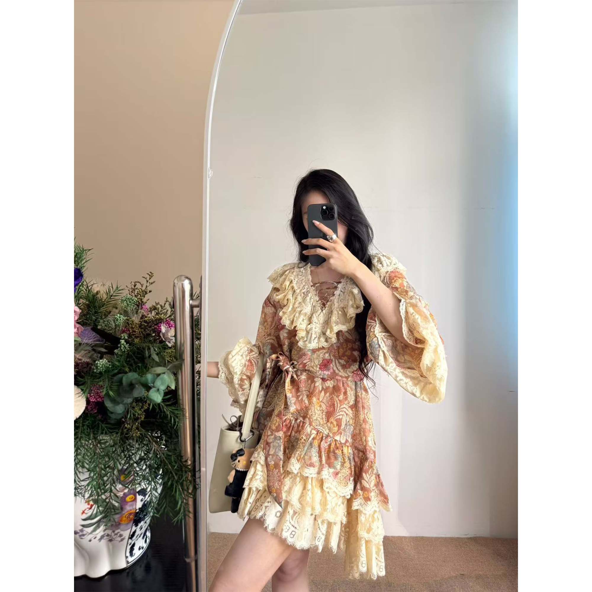 IMMUNO壹糯 古力娜扎复古宫廷V领蕾丝拼接桑蚕丝亚麻印花连衣裙