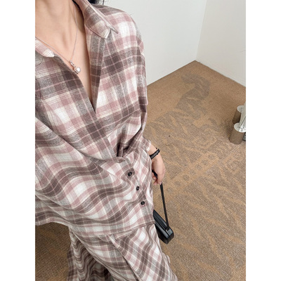 IMMUNO壹糯  法式游牧复古渐变色织磨毛格纹偏扣斜襟V领长袖衬衫