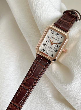 COVA简约复古小众ins风罗马刻度气质小方盘手表女学生皮带款女表