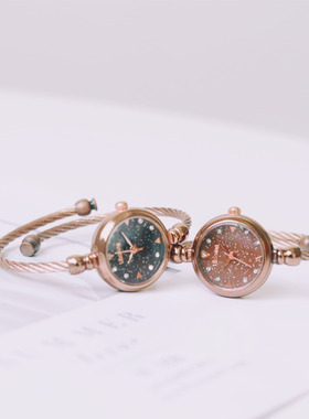 法国小众星空手表女学生韩版简约个性小巧手镯表chic小表盘ins风