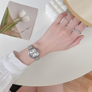 轻奢小众时尚 简约气质文艺小巧精致百搭石英女表 清新手链手表女款