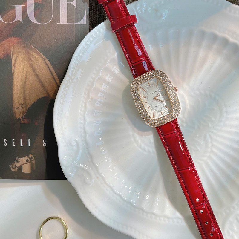 轻奢小众学生女士休闲女表