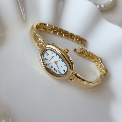 手链手表女款简约气质小巧精致高级感时尚轻奢小众女表新款手链表