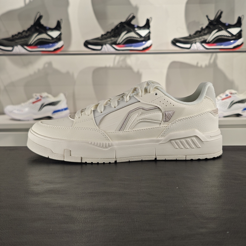 李宁防滑男子系带软弹休闲鞋