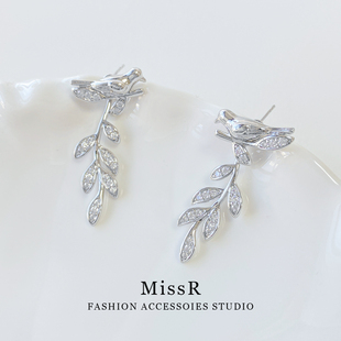 一款两戴橄榄枝树叶鸟鸽子锆石耳环女新款高级感轻奢气质耳钉耳饰