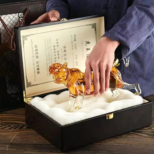 高端虎王酒专用酒瓶礼盒装