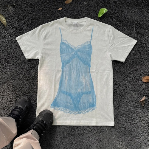 Light Blue Lace Nightgown Art Print Tee美式小众潮牌重磅t恤