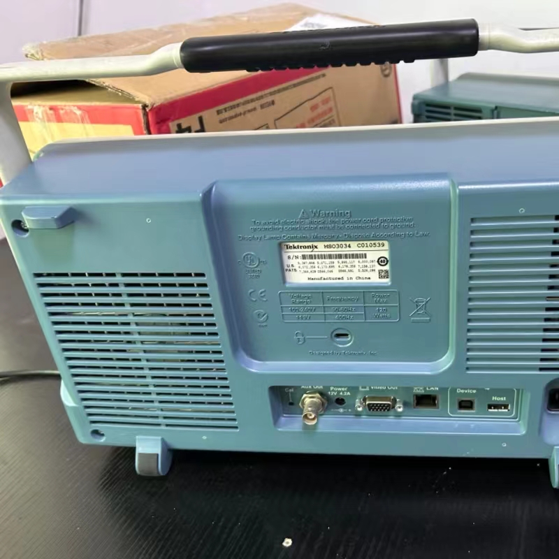 Tektronix 泰克 DPO/MSO3034 3054  3104数字示波器