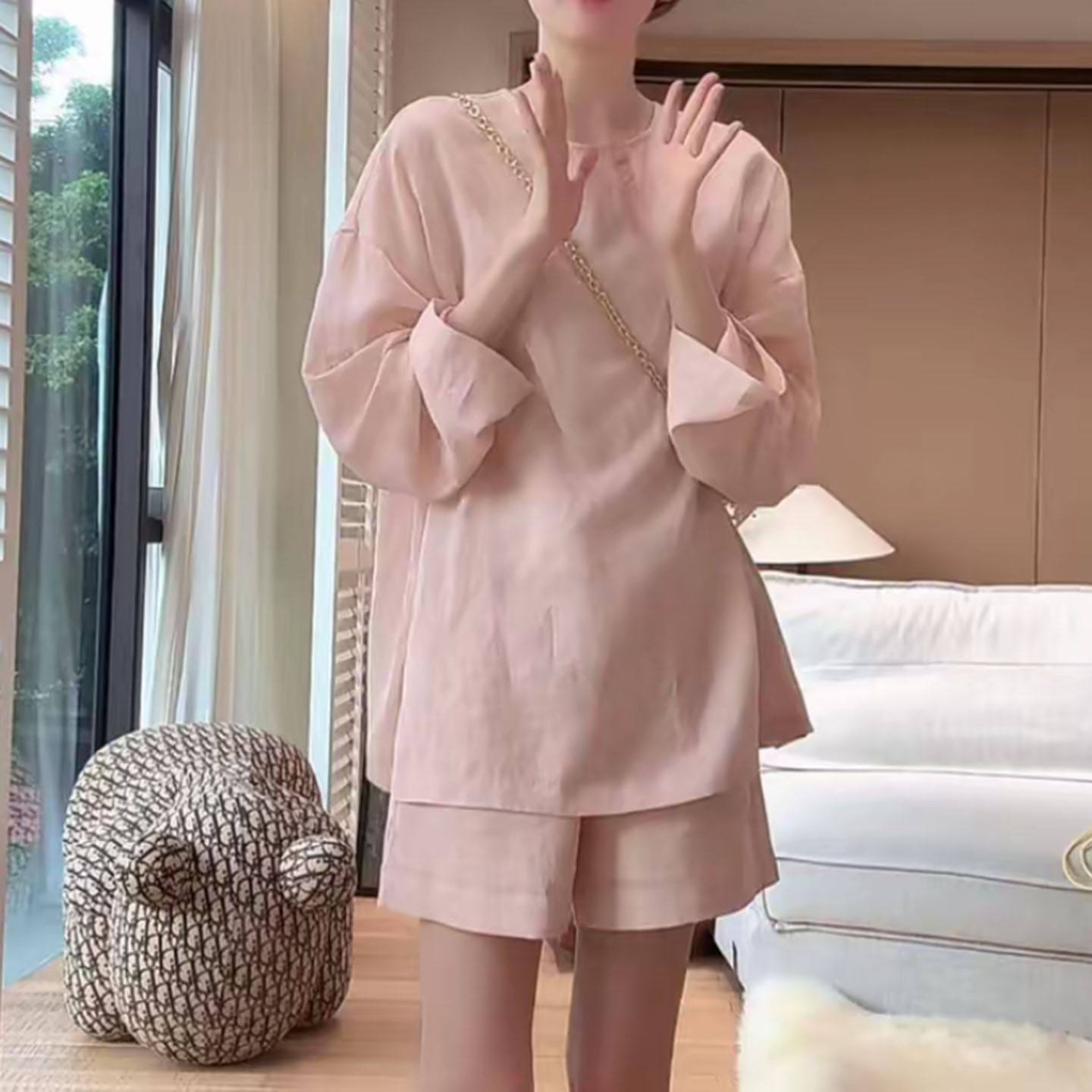 夏季粉色亚麻套装女韩系松弛圆领长袖上衣休闲短裤两件套26710
