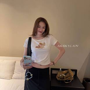 AK skylan 夏季趣味小鹿印花短袖T恤女修身显瘦圆领休闲上衣85908