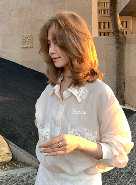 Hers-春季新款女装简约日常慵懒度假感蕾丝提花宽松衬衫女