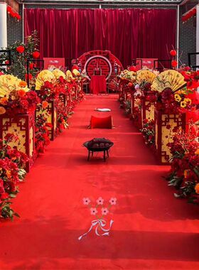 中式婚庆布置舞台道具宫灯婚礼t台摆件中国风可拆分梅花方柱路引