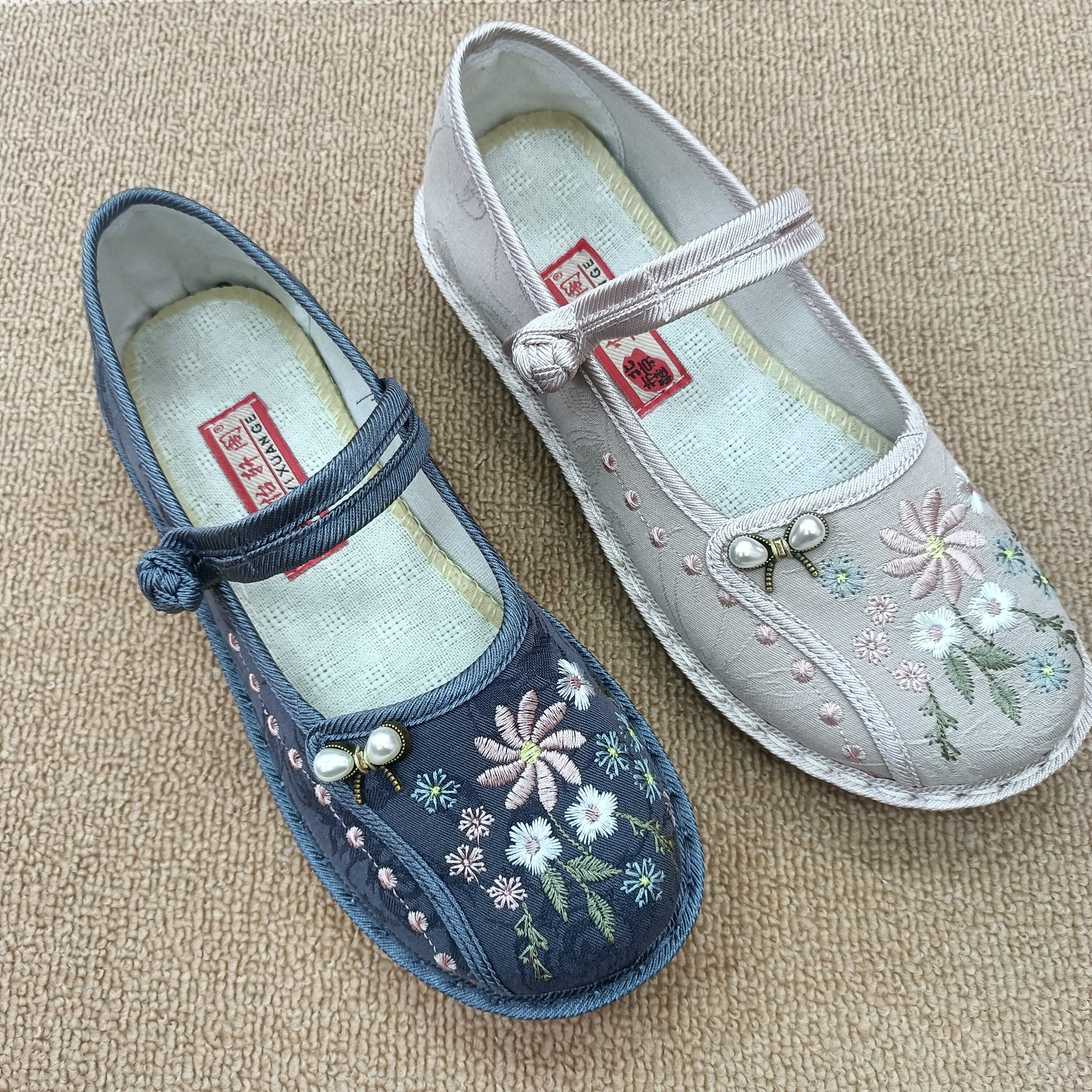 老北京布鞋女方口一字带绣花鞋轻传统布鞋