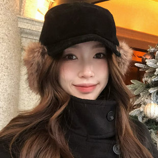 黑色仿狐狸毛毛绒平顶马术帽子女冬季加厚保暖护耳帽显脸小鸭舌帽