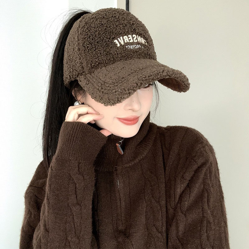 刺绣羊羔绒空顶棒球帽子女秋冬季