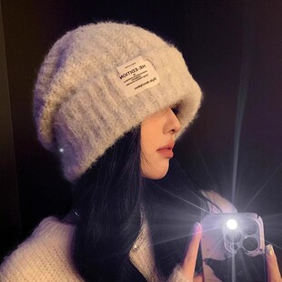 帽子女冬季2025新款毛线帽显脸小时尚贴布保暖针织帽护耳包头帽潮
