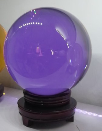 天然白水晶球摆件紫黄粉绿黑红蓝光体原石打磨家居客厅办公室装饰