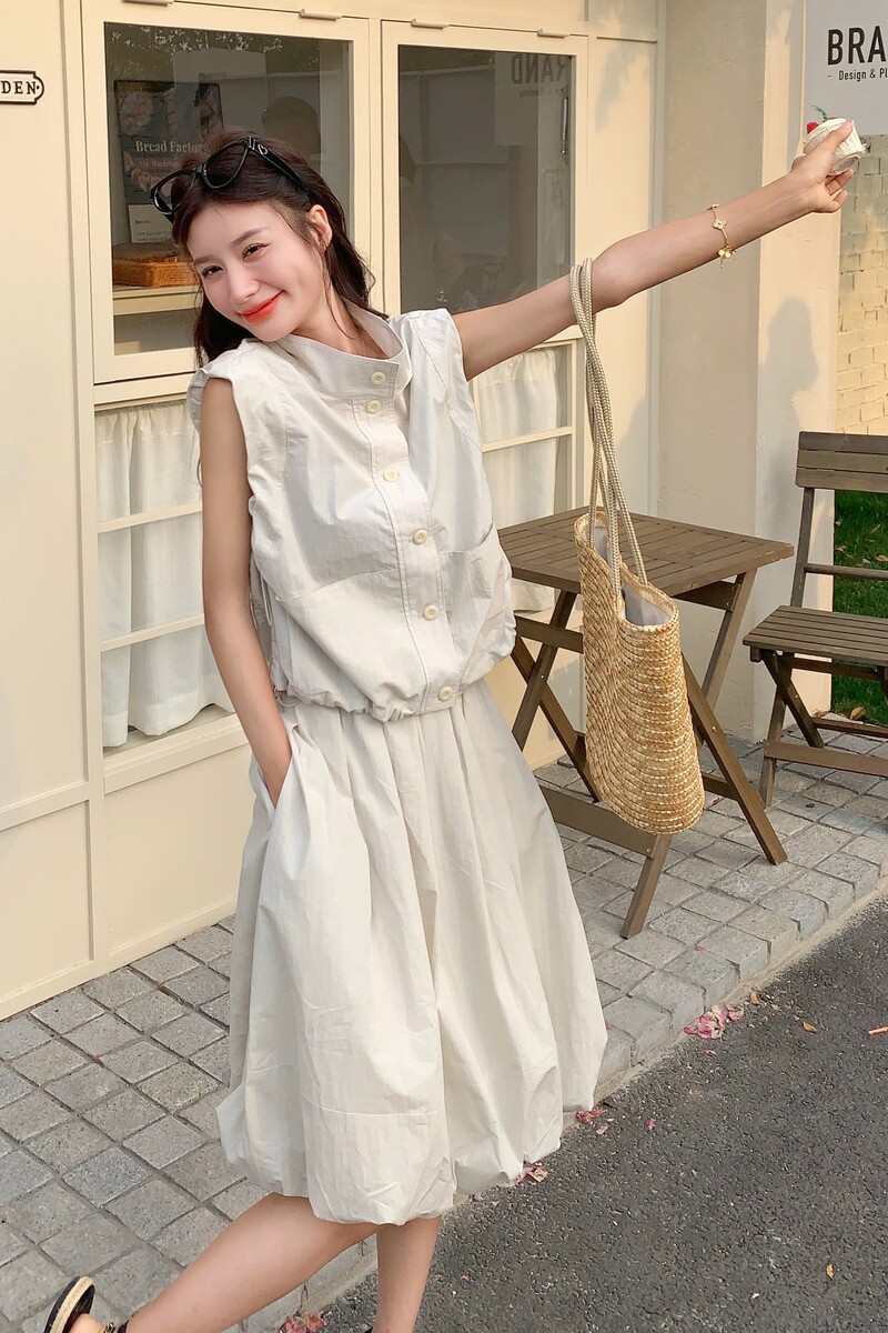 白色休闲立领马甲半身裙套装女2025夏新款高级感宽松小个子两件套,女装套装/套裙,茜茜公主
