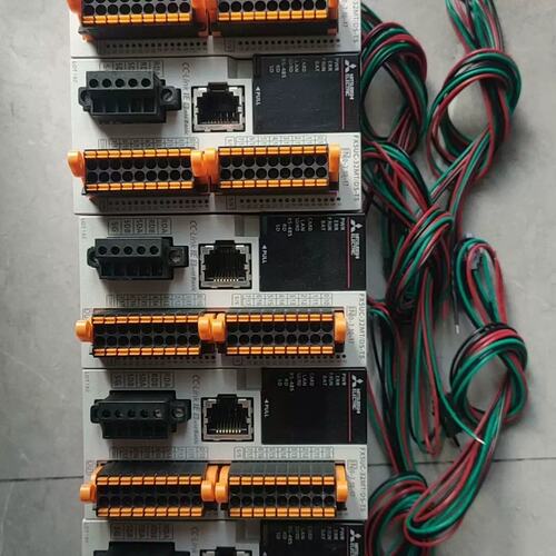议价PLCFX5UC-32MT/DS-TSFX5U-64MT/ESFX5U-80MT/ES