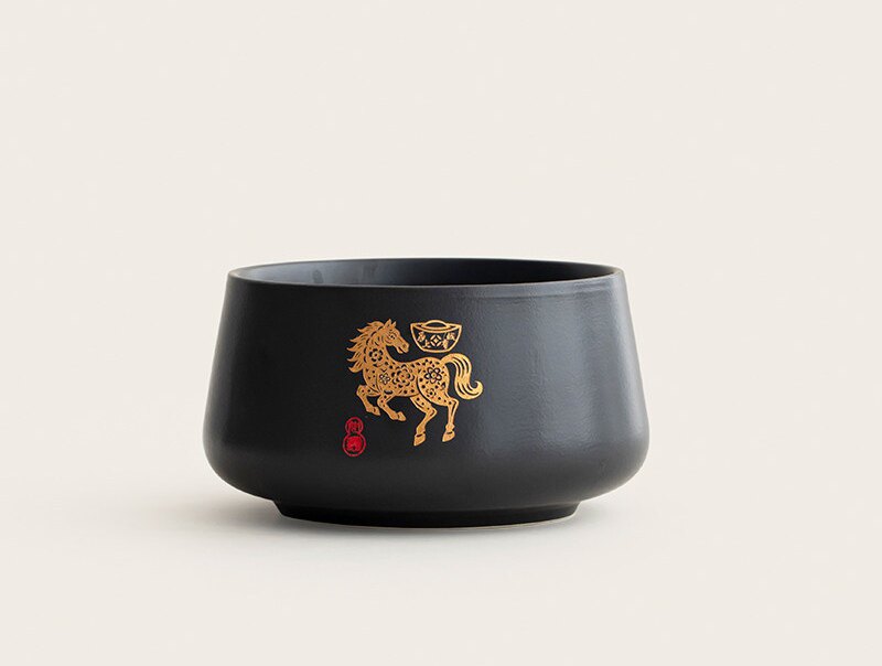 创意中式生肖马黑陶烟灰缸大码家用客厅多功能果皮垃圾茶渣缸建水