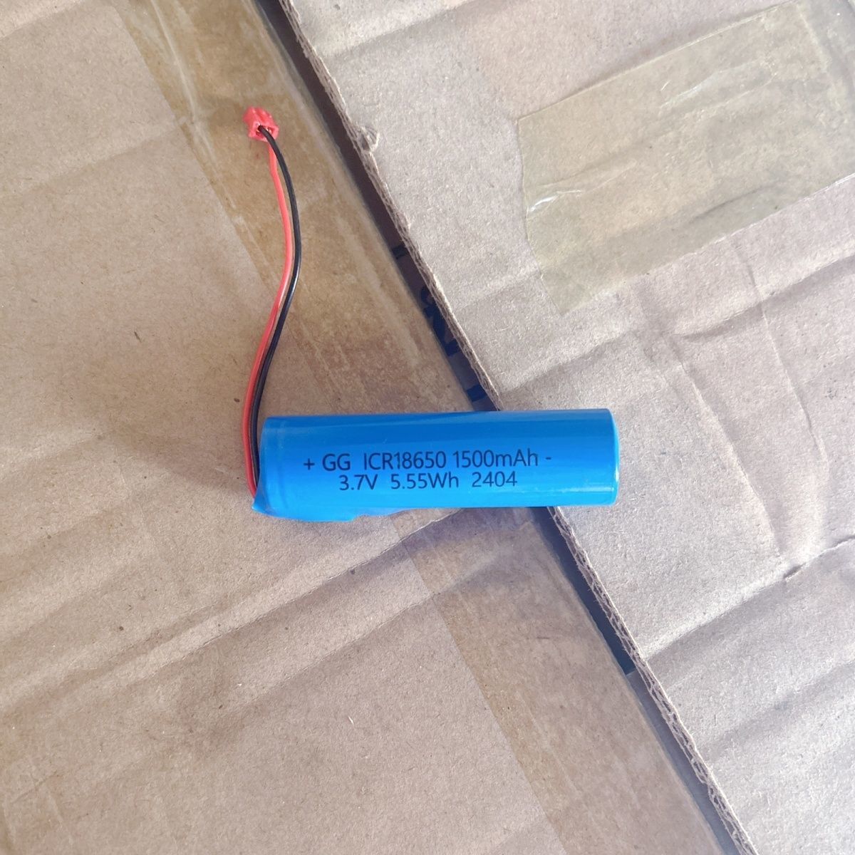 3.7v 18650大容量锂电池收音唱戏蓝牙音箱3.7v 充电电池1500毫安