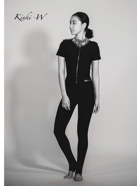 【王媛Kinki同款】Conqueror气质简约运动晚装瑜伽服走秀晚礼服女