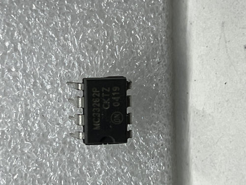 高档MC3326MP 2插 DIP8 芯片 进口原装 MC33262PGins
