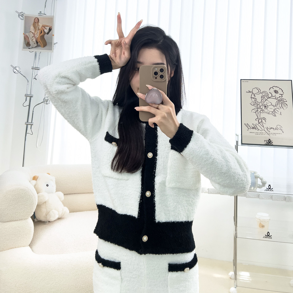 2024年秋冬短款高级感女式家居服开衫简约纯色可外穿睡衣长袖套装
