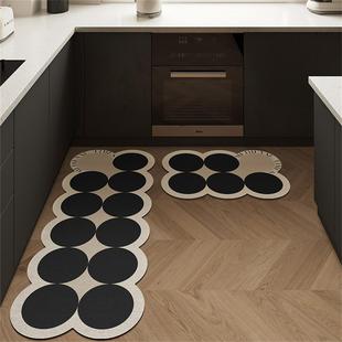 轻奢高级感厨房专用地垫防滑吸水吸油脚垫2025新款 家用异形地毯