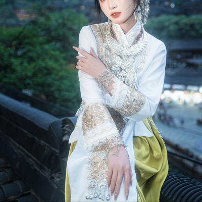 黔兰少女苗族服装女全套简约白色小清新土家族民族风苗寨旅拍服新