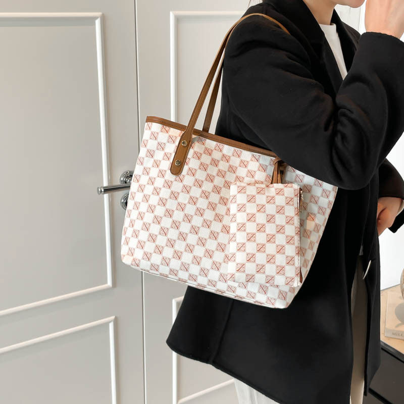 2025新款大容量质感印花复古韩版休闲通勤时尚单肩手提托特字母包