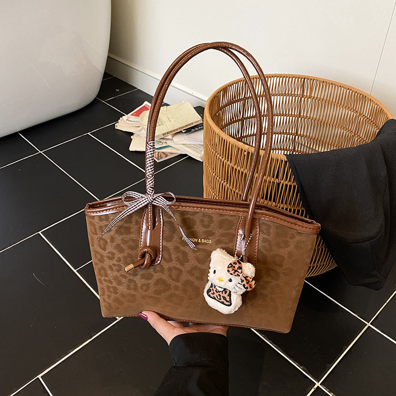 高颜值新款时尚大容量托特包百搭户外通勤女包洋气豹纹单肩腋下包,箱包皮具/热销女包/男包,通用款女包,淘宝优惠券,粉丝福利购,淘宝优惠卷