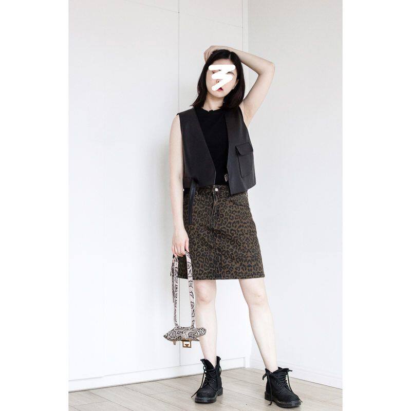 炸街潮流 2026秋季不对称皮马甲女绵羊皮宽松工装显瘦无袖皮背心