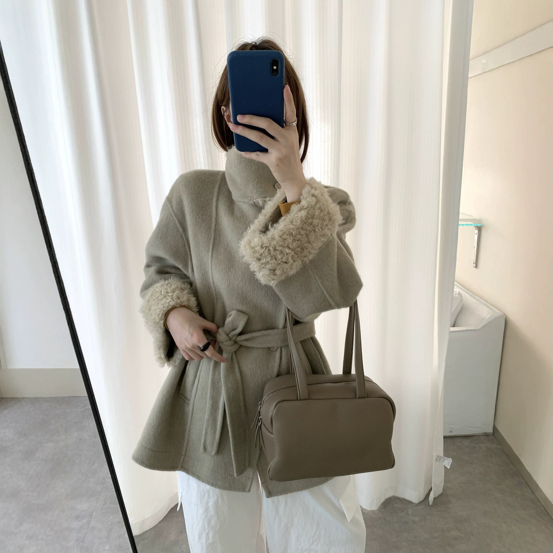 羊毛双面呢立领收腰大衣女