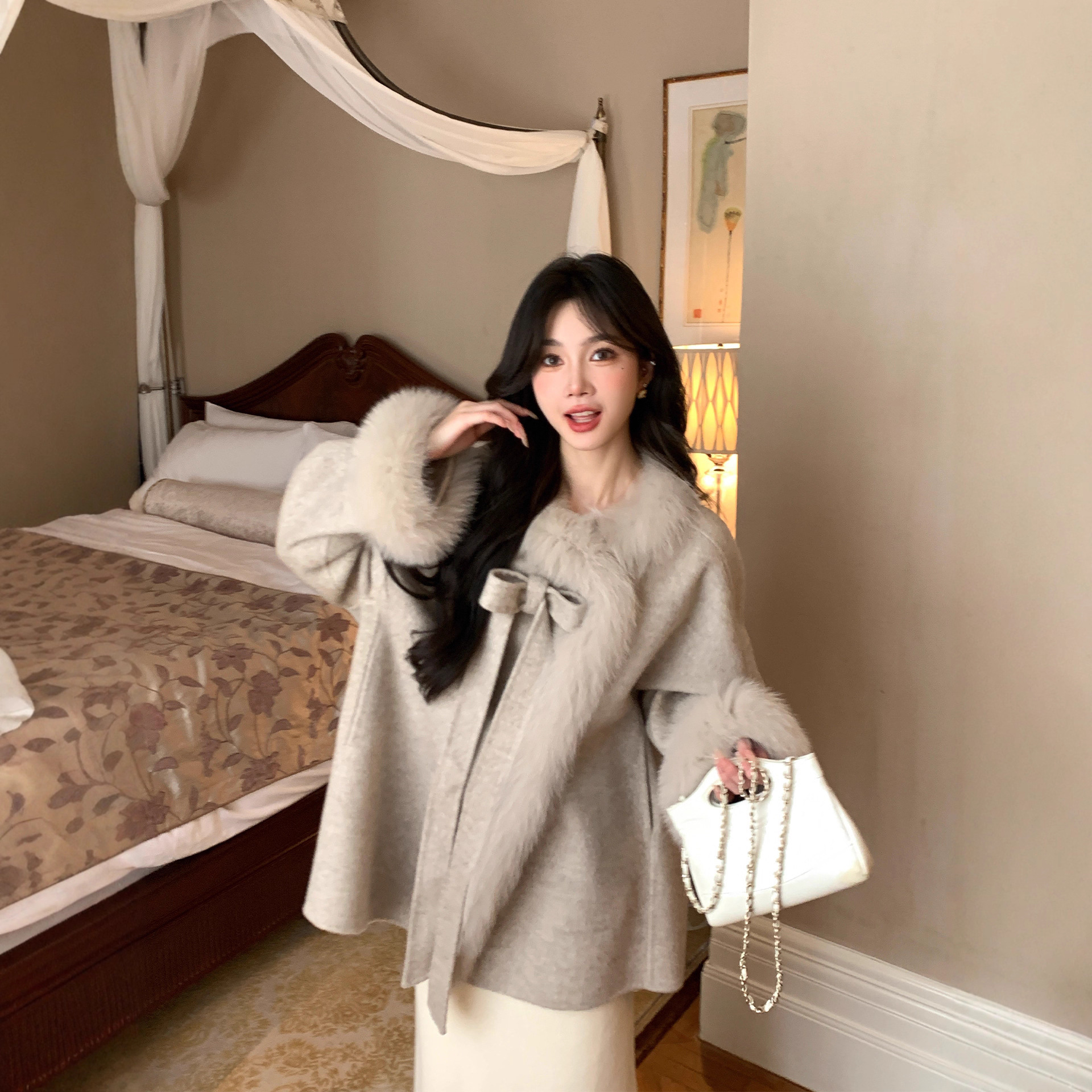 狐狸毛领全羊毛双面呢大衣女