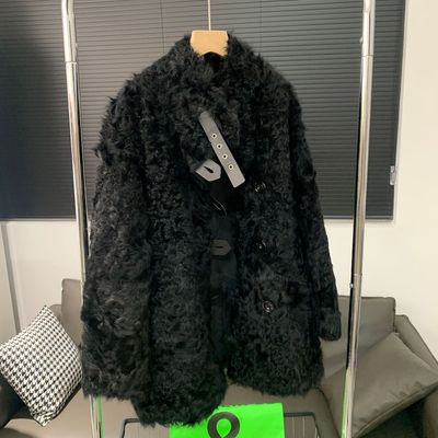 羊羔毛小湖羊皮毛一体卷毛皮草