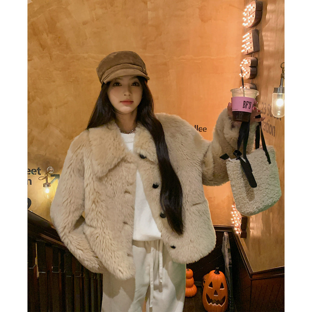 全羊毛皮毛一体短款皮草大衣女