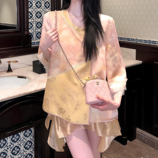 2025年夏季新款国风千金风优雅感姜黄色盘扣款上衣高腰裙裤套装女