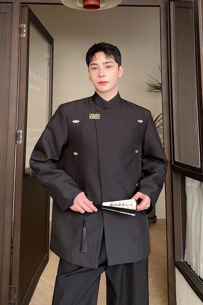 秋冬新中式立领金属扣西服个性立体纹理复古衬衣风外套3523P145,男装西服,电商A246