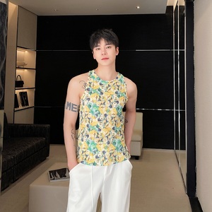 夏季个性花卉紧身型男圆领背心潮流痞帅无袖弹力针织坎肩5254P60图片