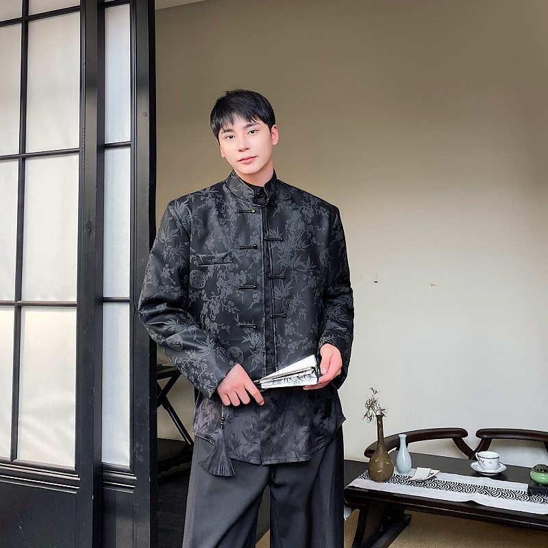 秋冬中式浮雕花纹立领盘扣短款男女皮衣外套潮流风上衣2633P135，男装皮衣，电商A246