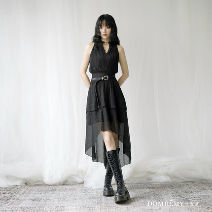 Domremy十五世夏日小众设计感暗黑显瘦仙女裙优雅绝美掐腰连衣裙