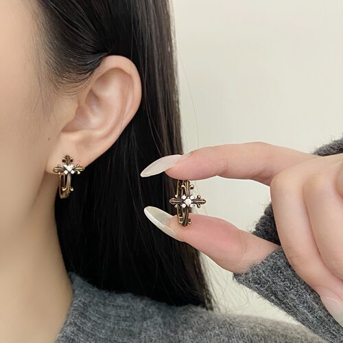 简约复古风古金色十字微镶耳环